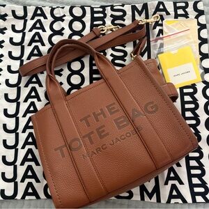 Marc Jacobs Tan Leather Tote Bag